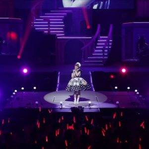 内田彩、豊かな色彩感と笑顔で満たした初の武道館ライブ