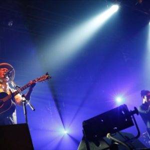 カサリンチュ、地元・奄美を感じる自由な演奏でツアー終演