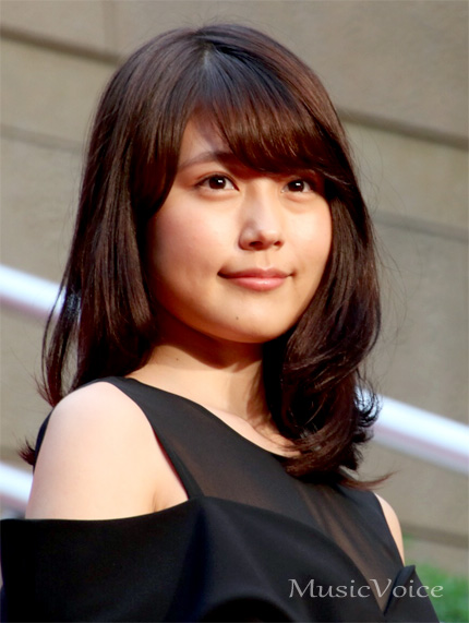 有村架純 芳根京子の2ショットに 笑顔が可愛い 姉妹みたい コントがはじまる で共演 エンタメ