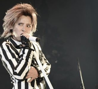 MICHAELとしての活動をおこなう松岡充