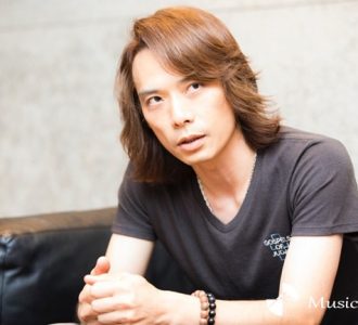 YT（撮影＝冨田味我）