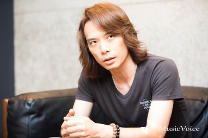 YT(撮影=冨田味我)