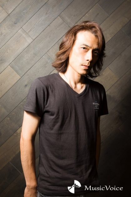 YT(撮影=冨田味我)