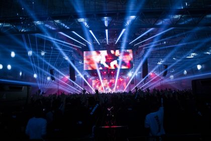 撮影・外林健太