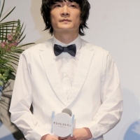 石崎ひゅーい。都内でおこなわれた舞台挨拶