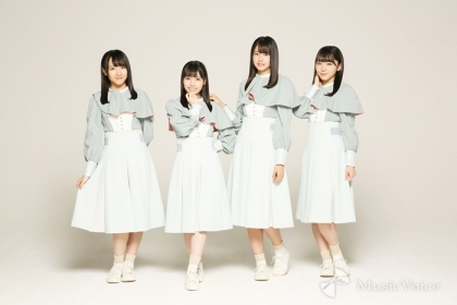 石田千穂、岩田陽菜、瀧野由美子、土路生優里