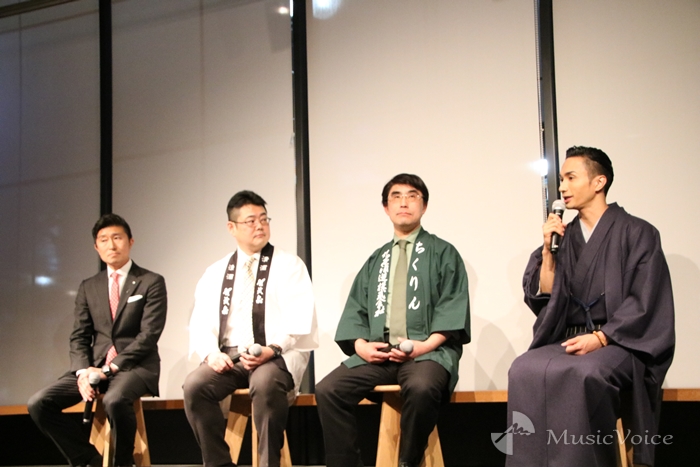 トークセッションの模様