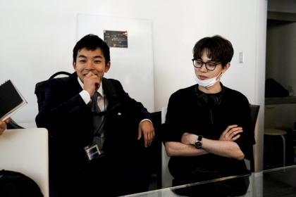 撮影現場のもよう