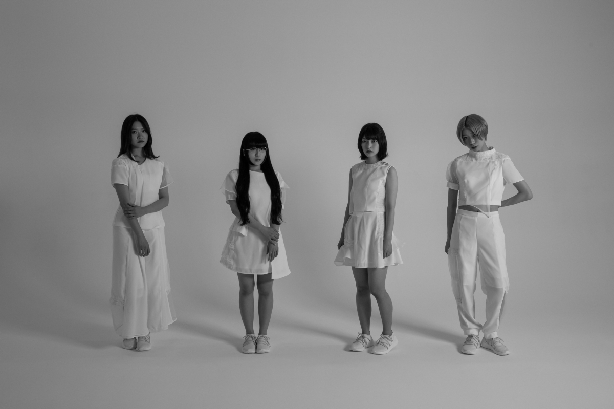 Maison book girl「参考にするアーティストはいない」独特の存在感に迫る