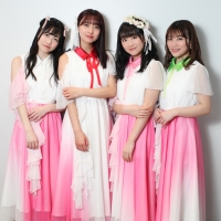 樋口なづな、渡邉幸愛、阿部夢梨、坂林佳奈