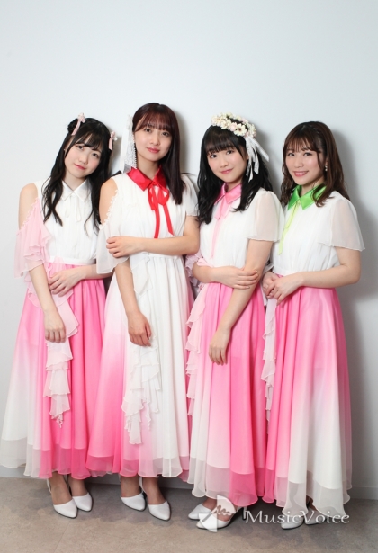 樋口なづな、渡邉幸愛、阿部夢梨、坂林佳奈