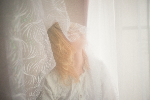 西片梨帆「ずっと自分の歌を歌う」異彩放つ新進気鋭のシンガーに迫る