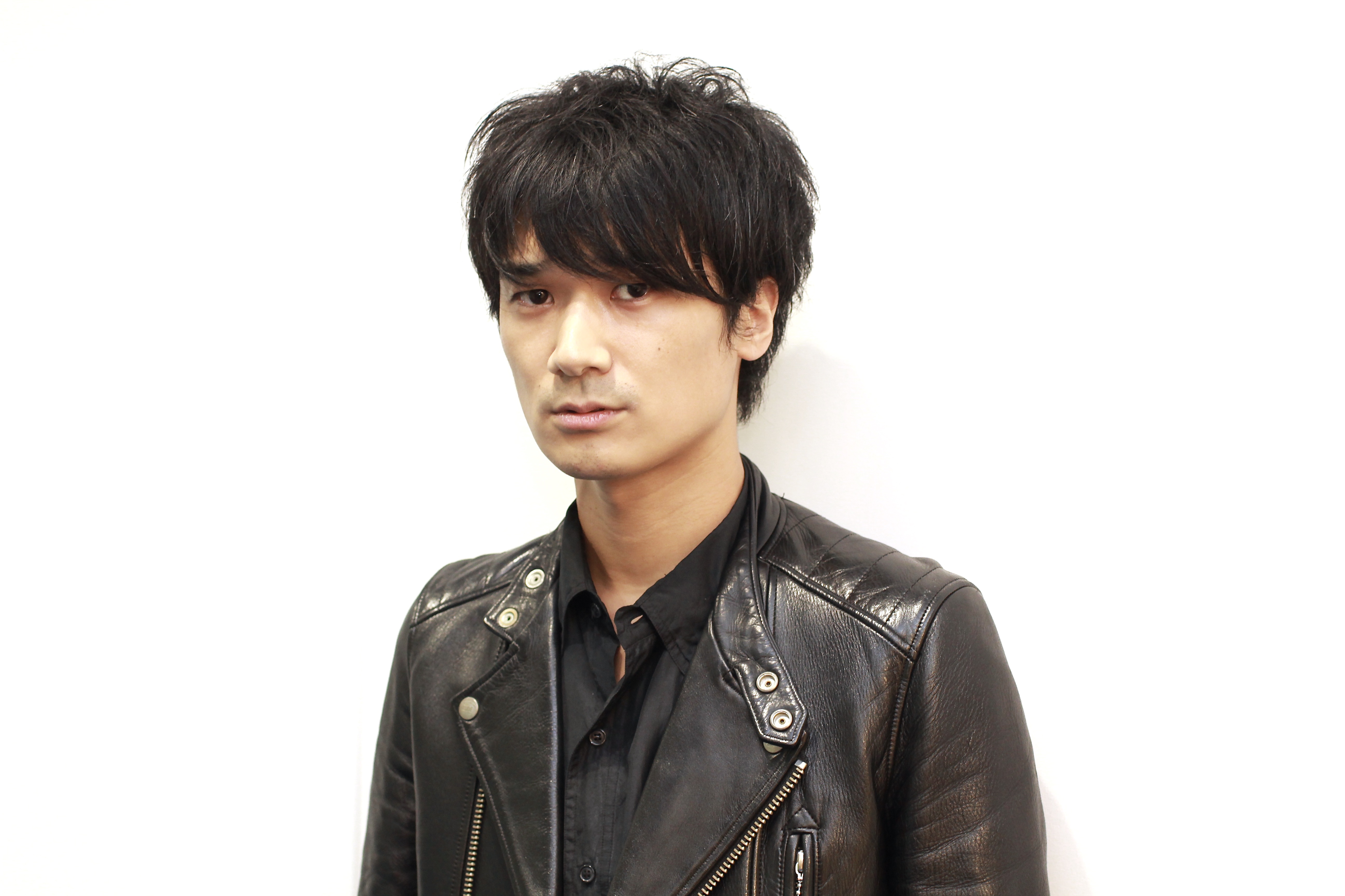 a flood of circleの佐々木亮介、幼少期を過ごした「ベルギーの