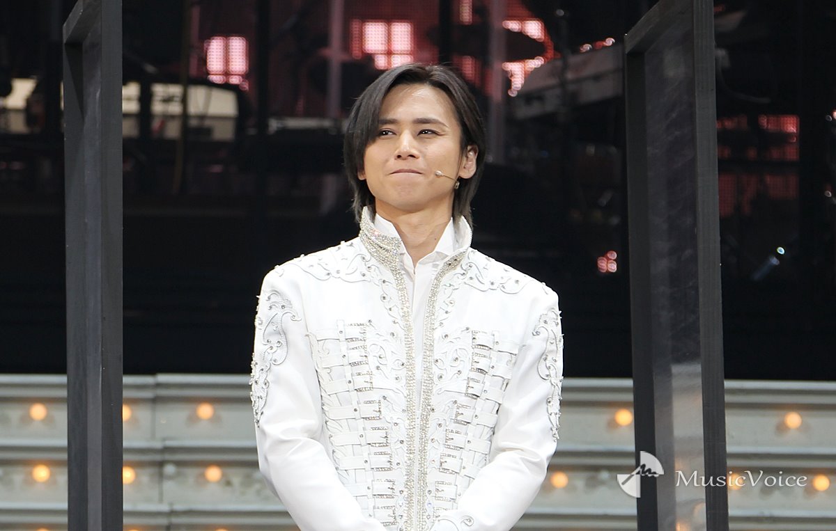 堂本光一 Shock 上演1800回達成 この幸せは言葉では言い表せない 上田竜也らとともに会見 エンタメ 堂本光一 Shock 上演1800回達成 この幸せは言葉では言い表せない 上田竜也らとともに会見 エンタメ