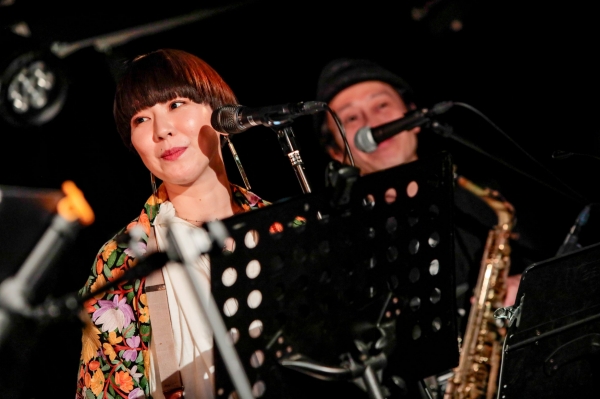 写真 堂珍嘉邦 配信ライブで魅せた 音の感情表現 音楽 写真 堂珍嘉邦 配信ライブで魅せた 音の感情表現 音楽