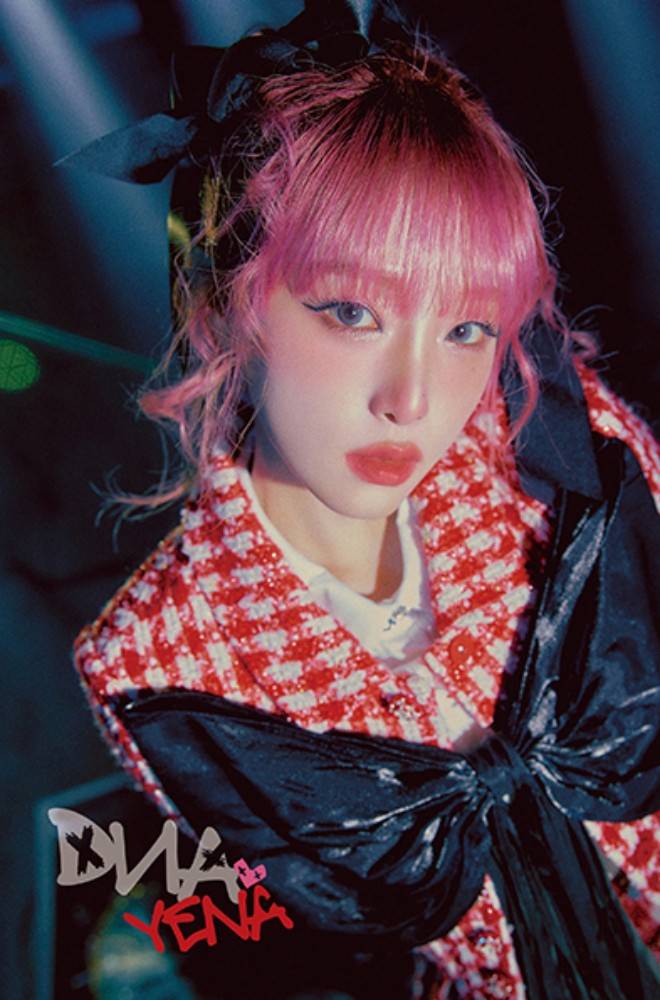 PHOTO】IZ*ONE出身チェ・イェナ、1stミニアルバム「SMiLEY」発売