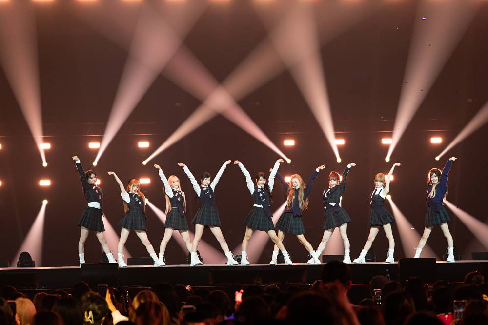 ME:I「KCON JAPAN」１年ぶりに成長した姿で堂々パフォ