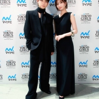 高橋文哉×岡崎紗絵（撮影・村上順一）